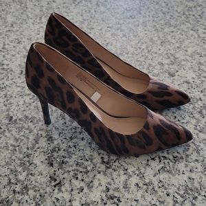 A New Day Heels Cheetah Print Size 8.5